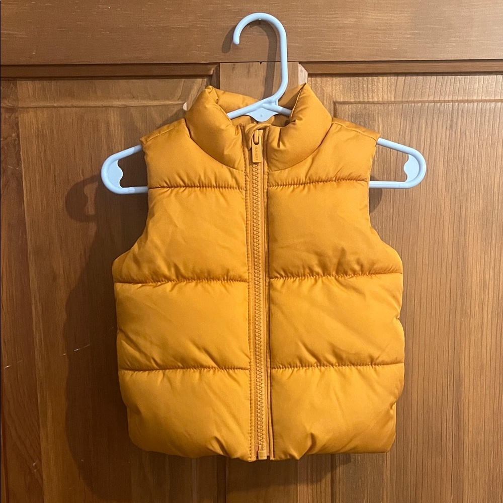 Yellow/Gold Puffer Vest Old Navy 3-6M